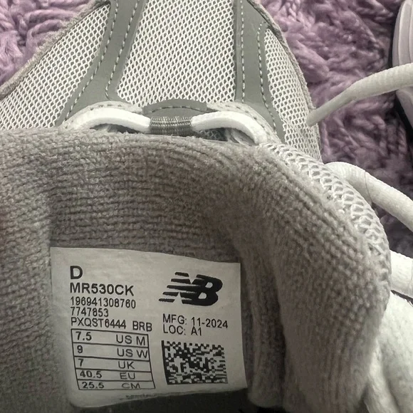 New Balance 530 Shoes - Picture 4 of 5